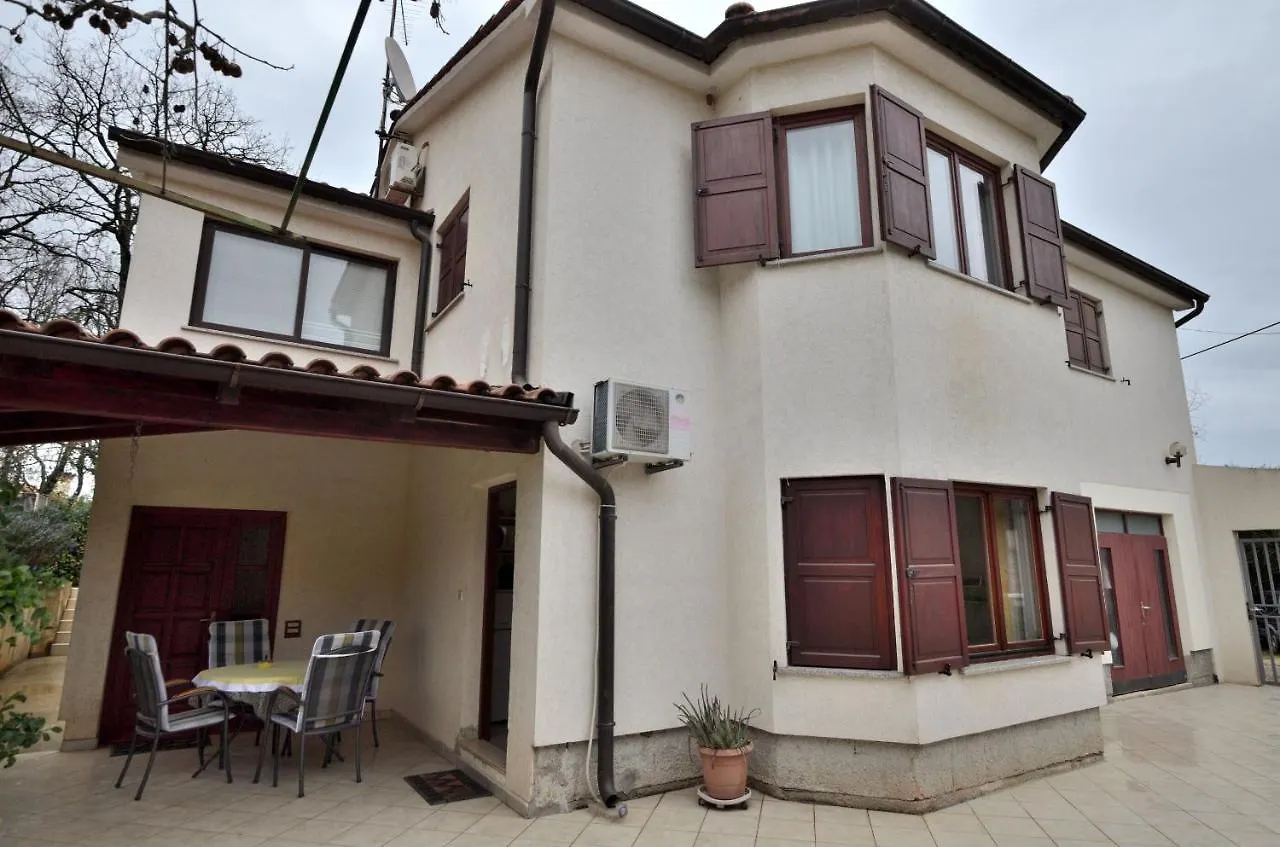 Apartments Caterina بولا كرواتيا