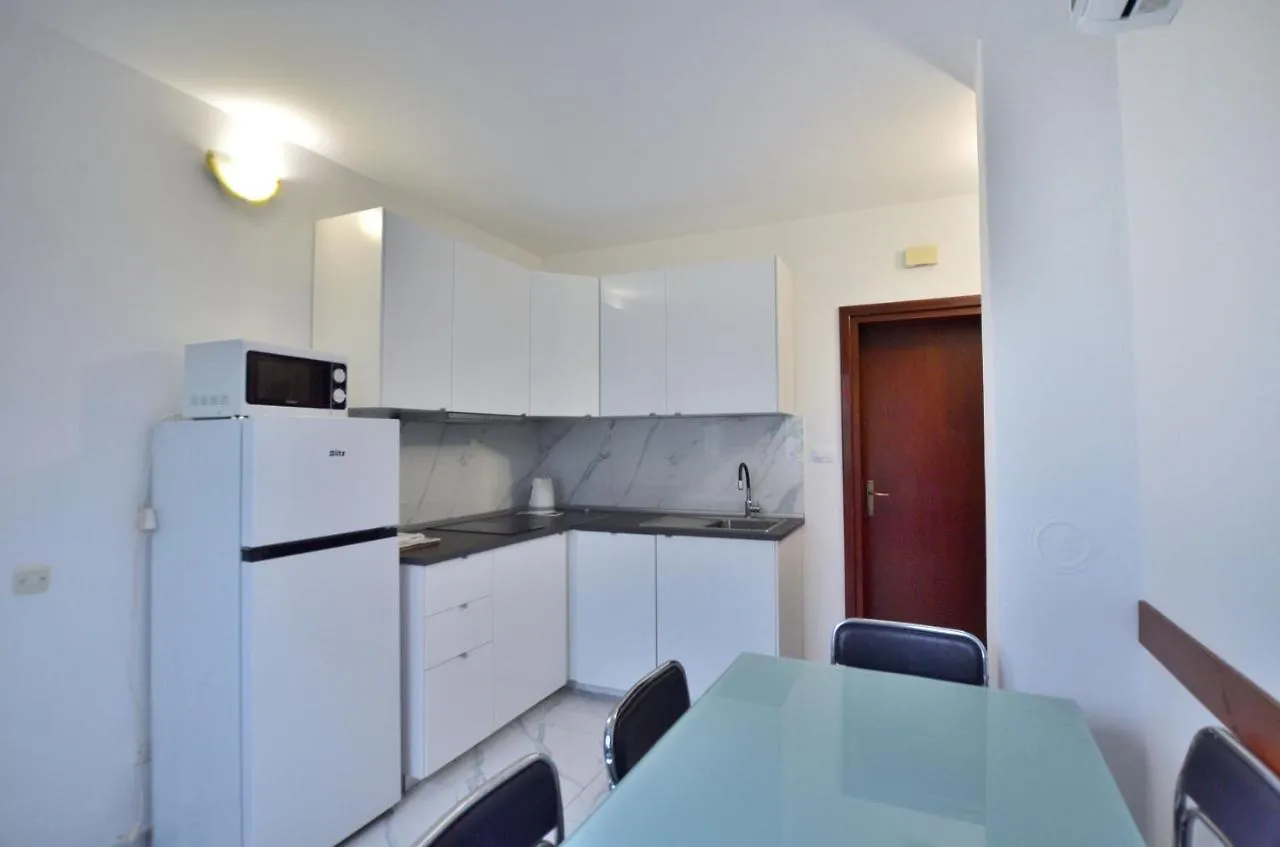 Apartments Caterina Pula 0*,